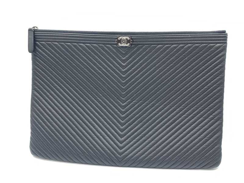 シャネル買取 ボーイシャネル Vステッチ クラッチバッグ 22番台