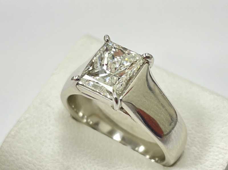 ダイヤモンド買取 プラチナリング 2ct
