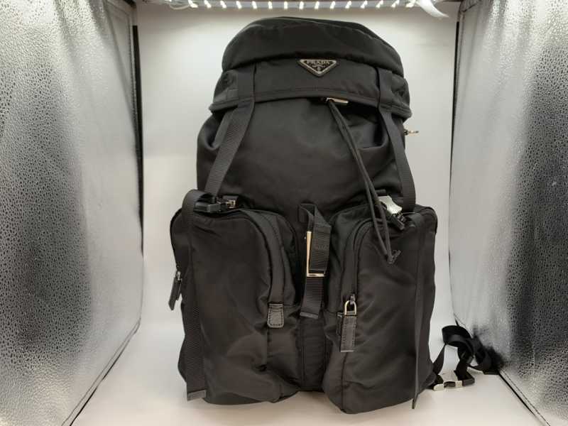 プラダ買取 Re-Nylon×サフィアーノレザーバックパック 2VZ019
