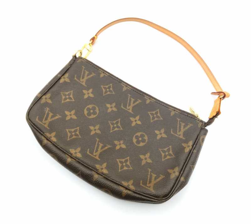 ルイヴィトン　買取　ポシェットアクセソワール　モノグラム　M51980 
