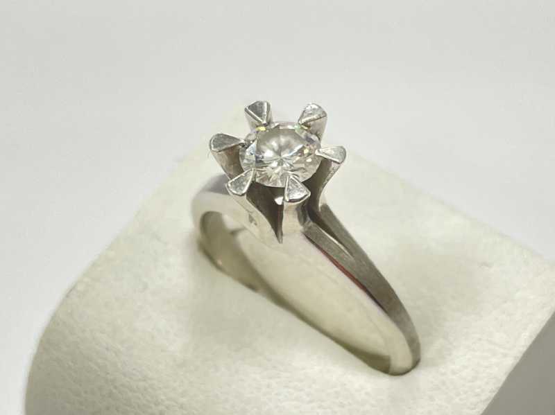 ダイヤモンド買取  リング プラチナ 0.5ct