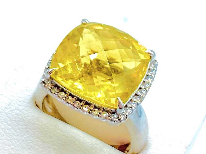 宝石買取 K18ホワイトゴールド台 シトリン 10.00ct ダイヤモンド 0.26ct デザインリング
