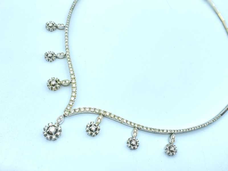 ダイヤモンド買取 K18ホワイトゴールド台 ダイヤモンド 4.50ct デザイン ネックレス