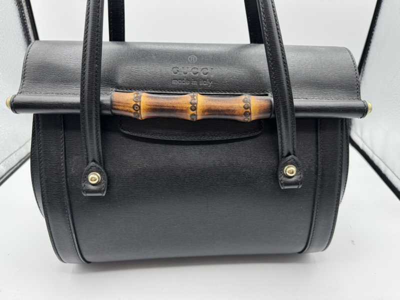 Gucci　バンブーショルダーバッグ　買取