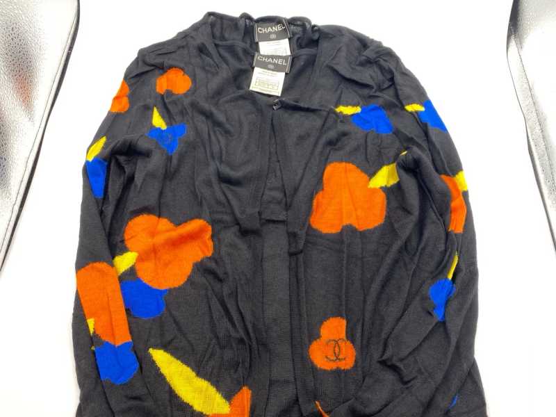 シャネル買取 カーディガン P15662W02628 00T