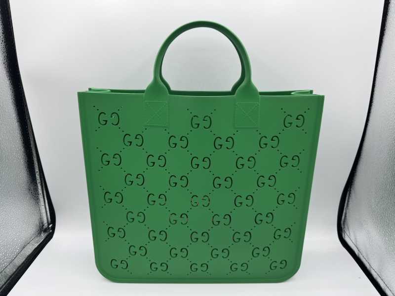 Gucci　GGスプリームチルドレンズラバートートバッグ　グリーン買取