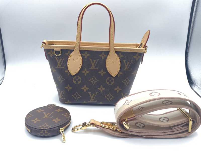 ルイヴィトン買取 ネヴァーフル BB モノグラム M46705