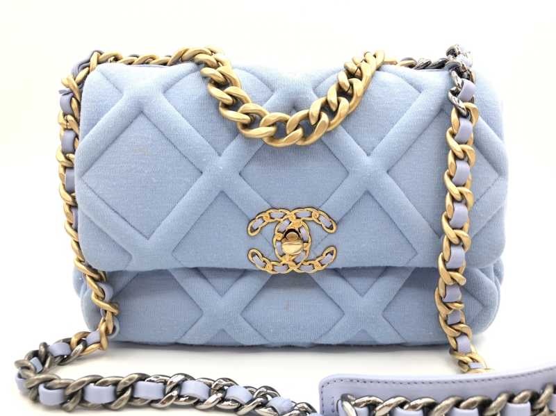 シャネル買取 シャネル19チェーンショルダーバッグ