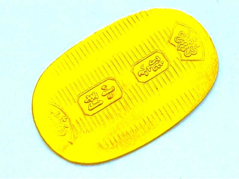 k10金　たたきメタル　重さ3.43g K10 ダイヤモンド ボディピアスパーツ │ トラガス アウター