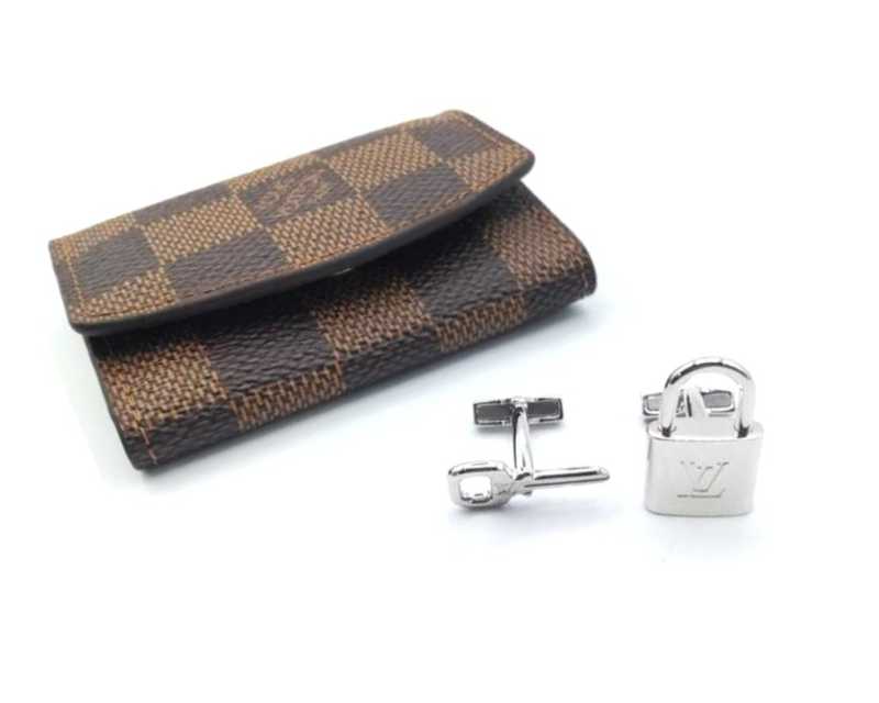 ルイヴィトン買取 ブトンドゥマンシェット 