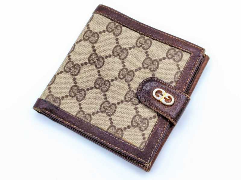 グッチ買取 2つ折り財布 GG ブラス