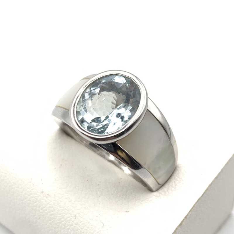 モーブッサン買取 リング アクアマリン 750WG