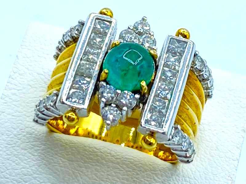 宝石買取 K18台 エメラルド1.04ct ダイヤモンド 0.66ct リング