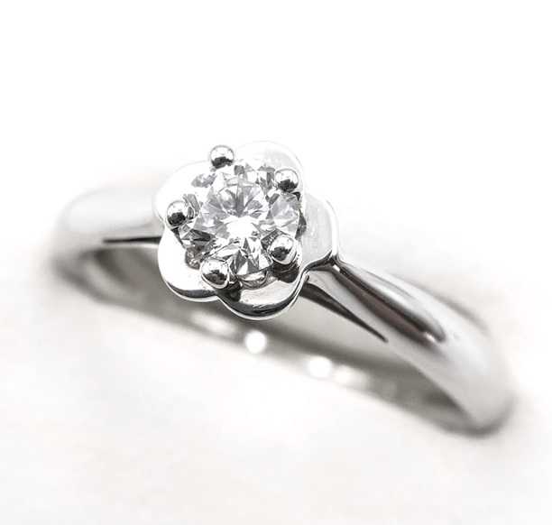 シャネル買取　カメリアダイヤモンドリング