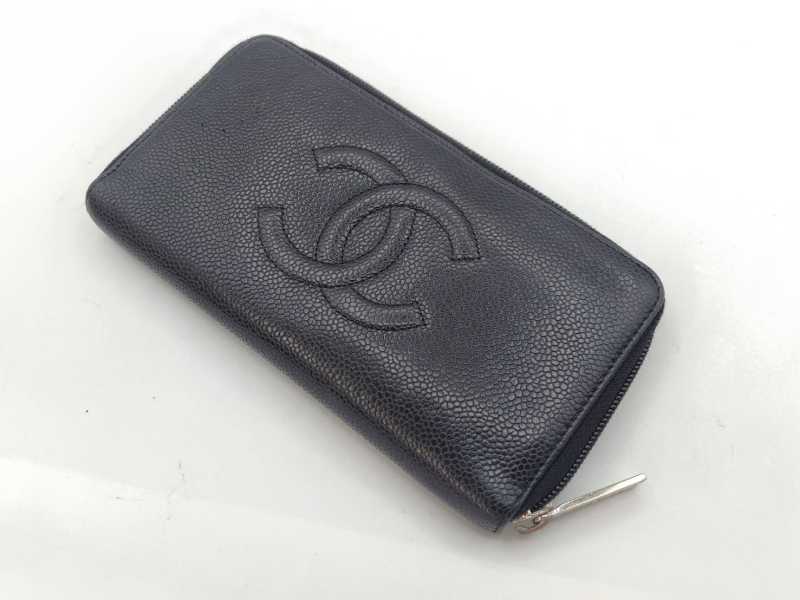 シャネル　買取　ラウンドファスナー