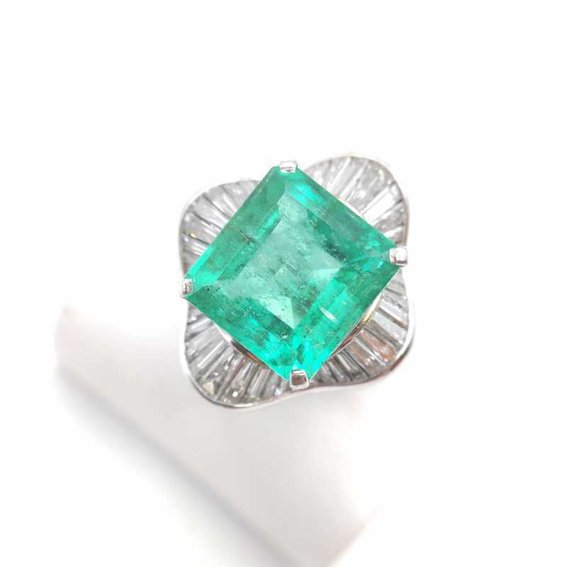 宝石買取 リングPt900 エメラルド ダイヤモンド
