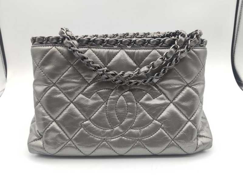 シャネル　買取　チェーントートバッグ　