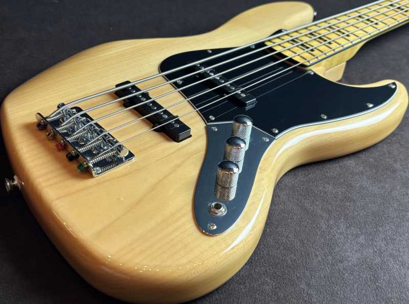 Squier by Fender Vintage Modified Jazz Bass V 買取