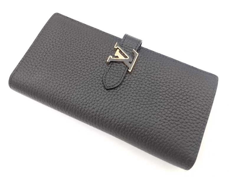 ルイヴィトン買取 LVヴェルティカルウォレット トリヨン M81330