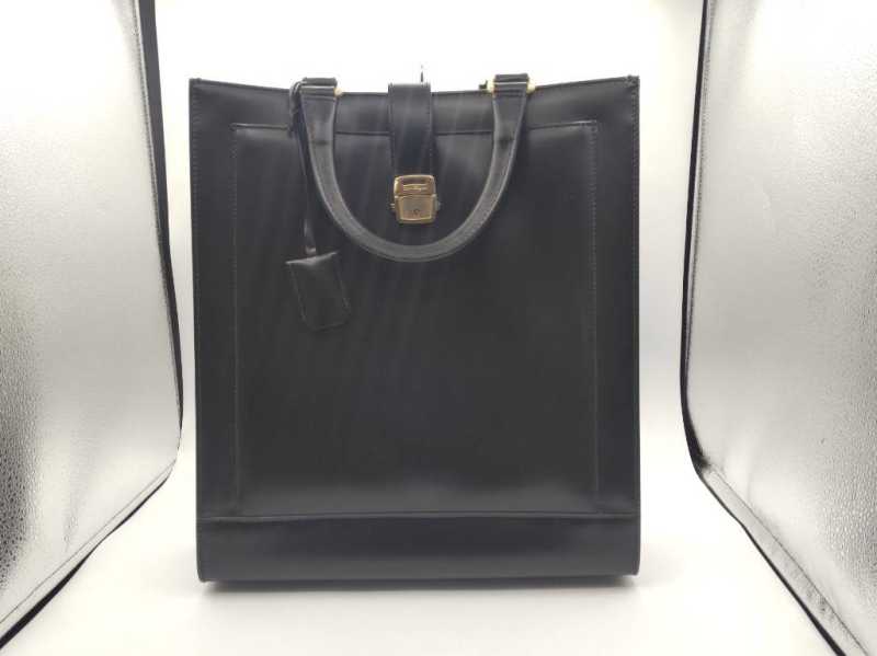 フェラガモ　買取　ハンドバッグ