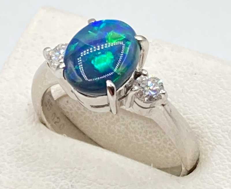 宝石買取 PT900 オパール 1.55ct ダイヤモンド 0.20ct デザインリング