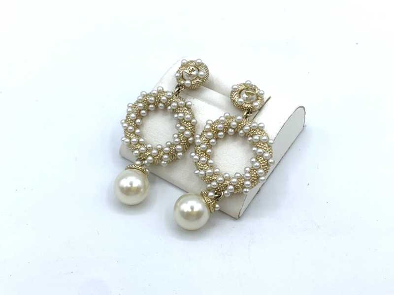 シャネル買取 サークルドロップピアス