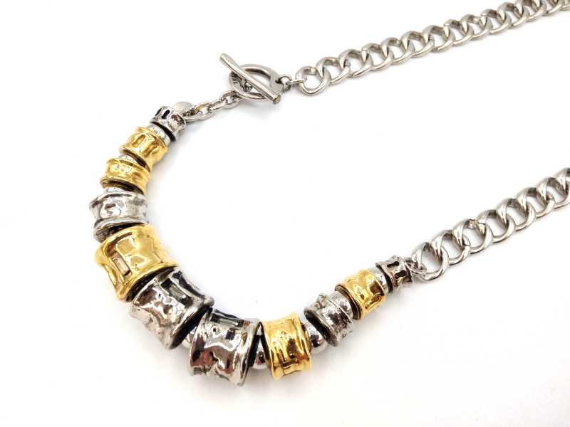 ロエベ買取 デザインネックレス