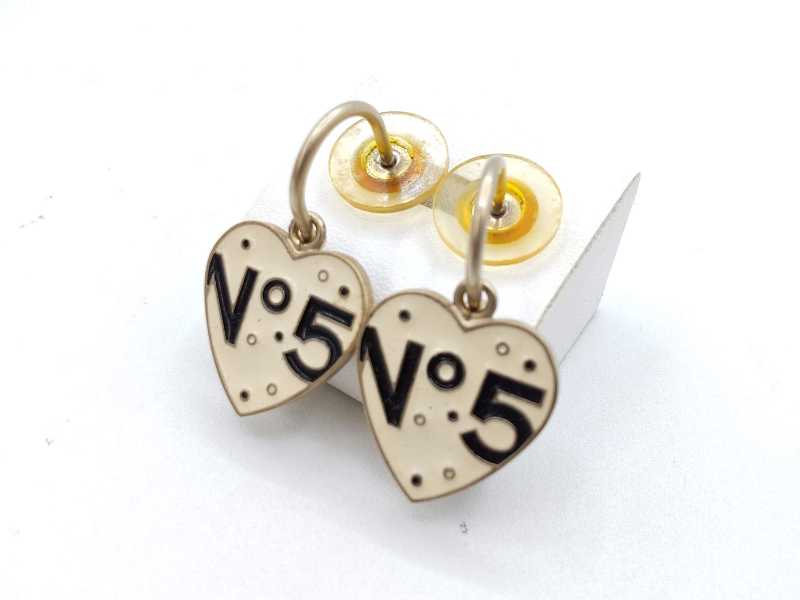 シャネル買取 ピアス