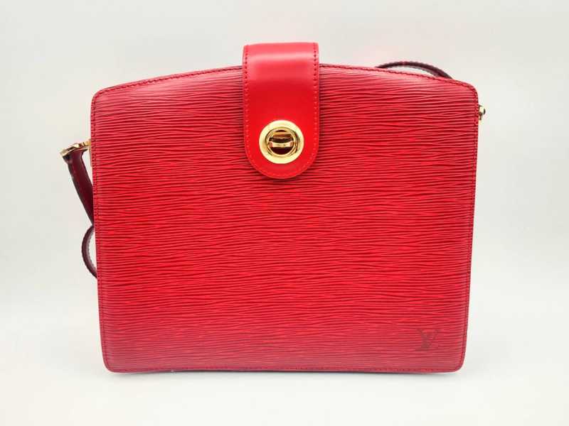 ルイヴィトン　買取　カプチン　エピ　M52347