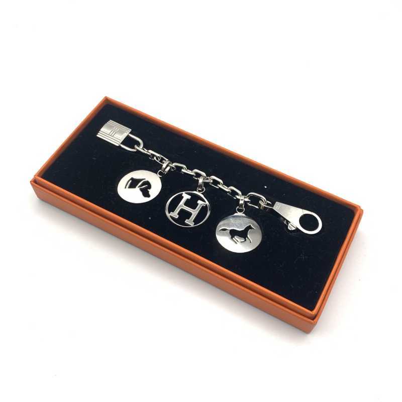 エルメス買取 アミュレット4