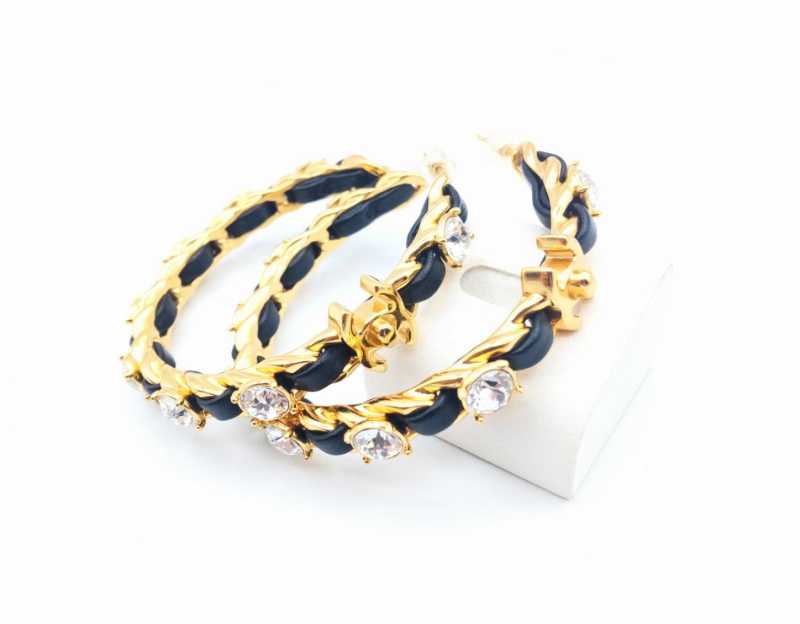 シャネル　買取　ピアス　B20A