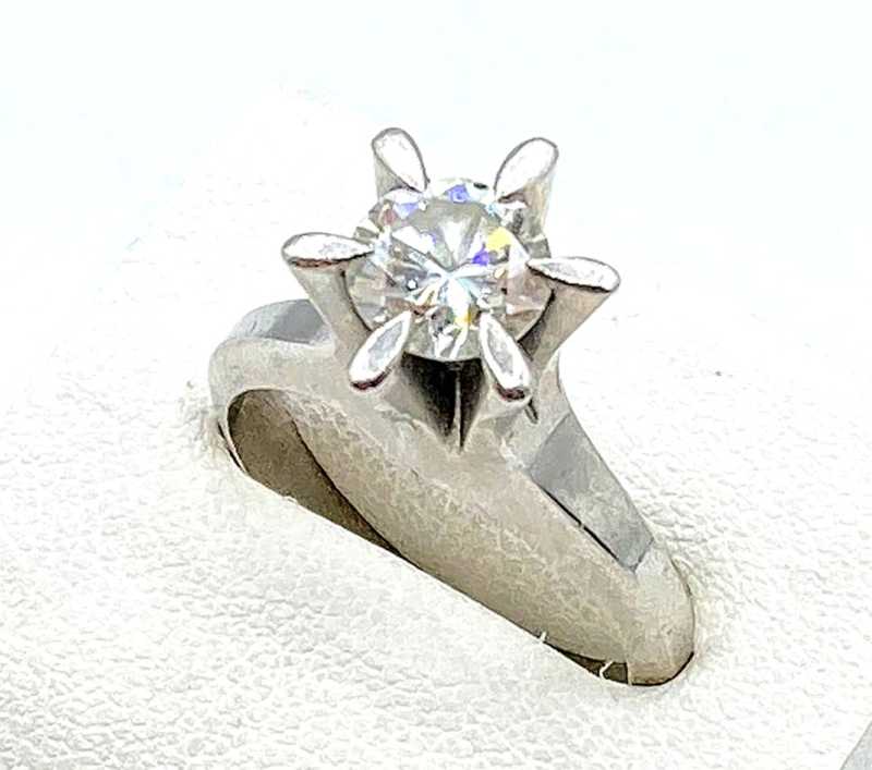 ダイヤモンド買取 PT900 ソリティア リング 1.007ct