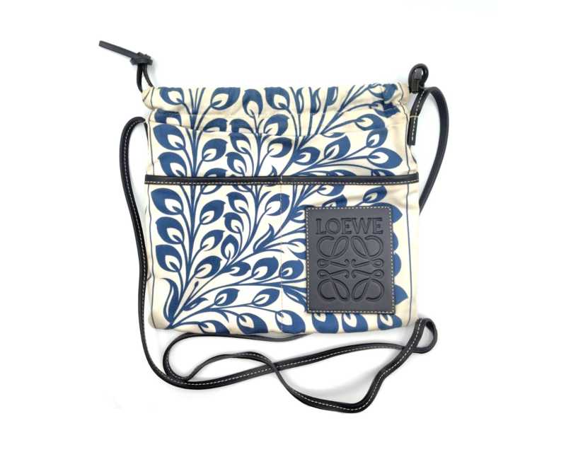 ロエベ買取 ドローストリング バッグ