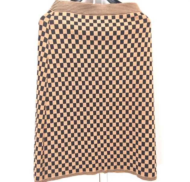 フェンディ買取　ニットスカート　ペカンブロック