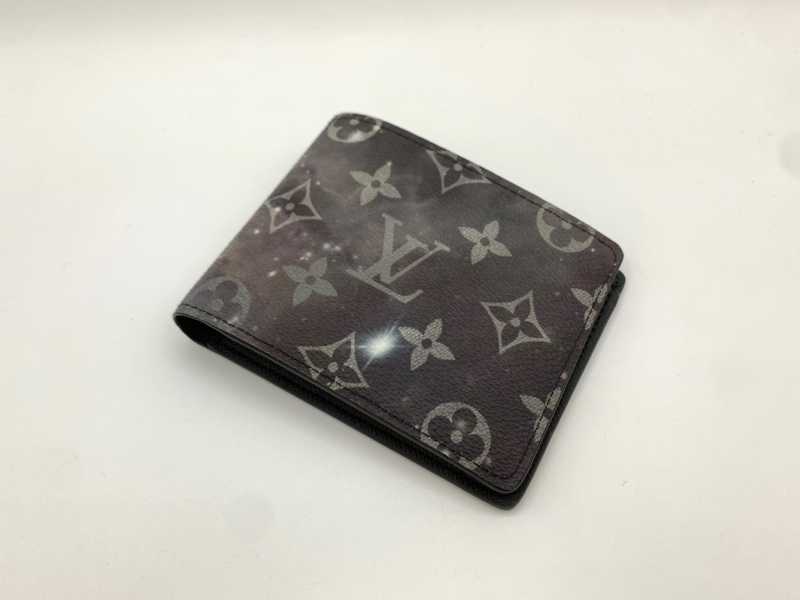 ルイヴィトン買取 ポルトフォイユ・ミュルティプル M67429