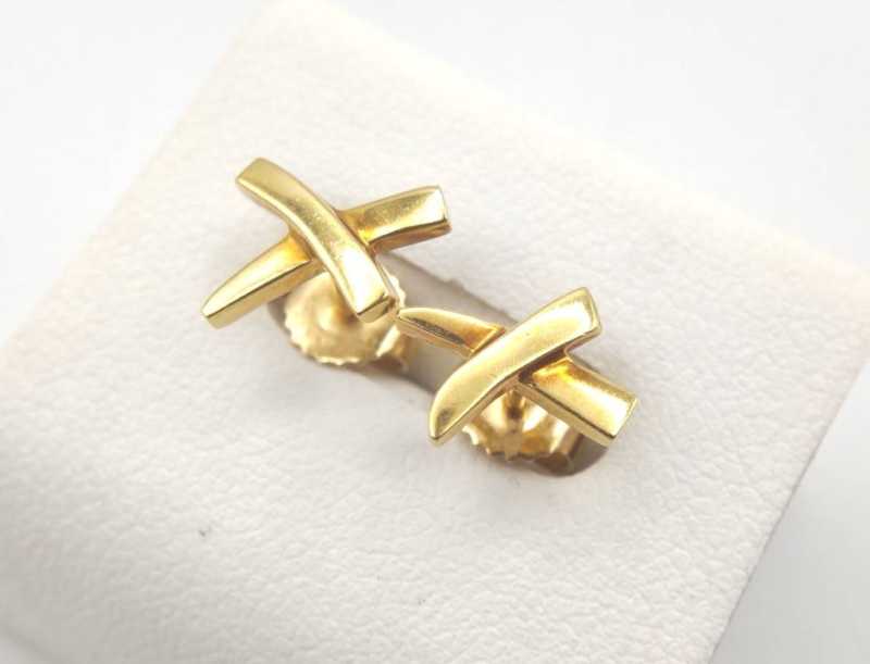 ティファニー　買取　キス ピアス 750YG