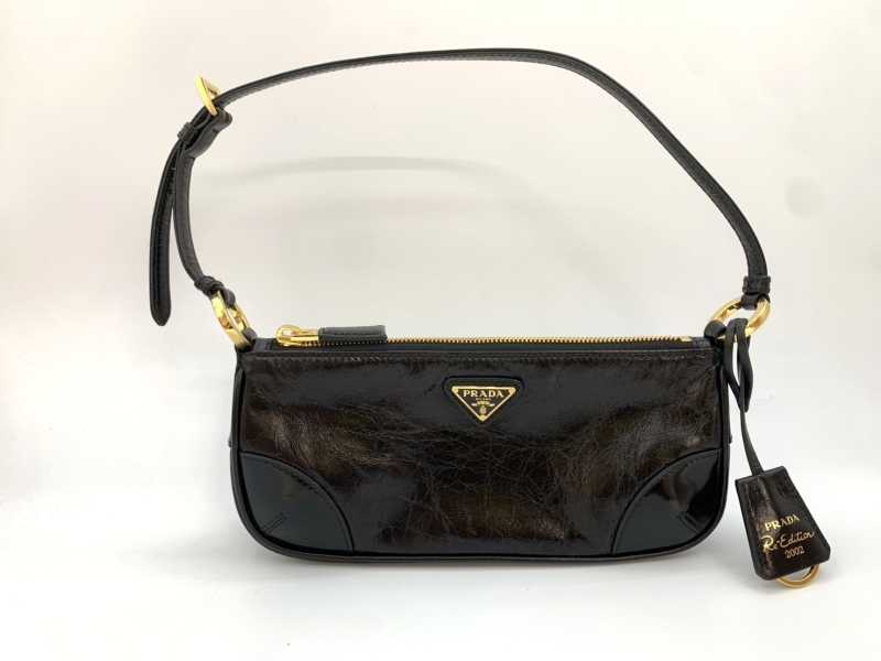 プラダRe-Edition 2002 ショルダーバッグの買取実績(198350