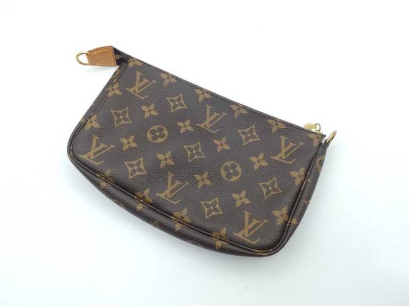 ルイヴィトン　買取　ポシェットアクセソワール　モノグラム　M51980