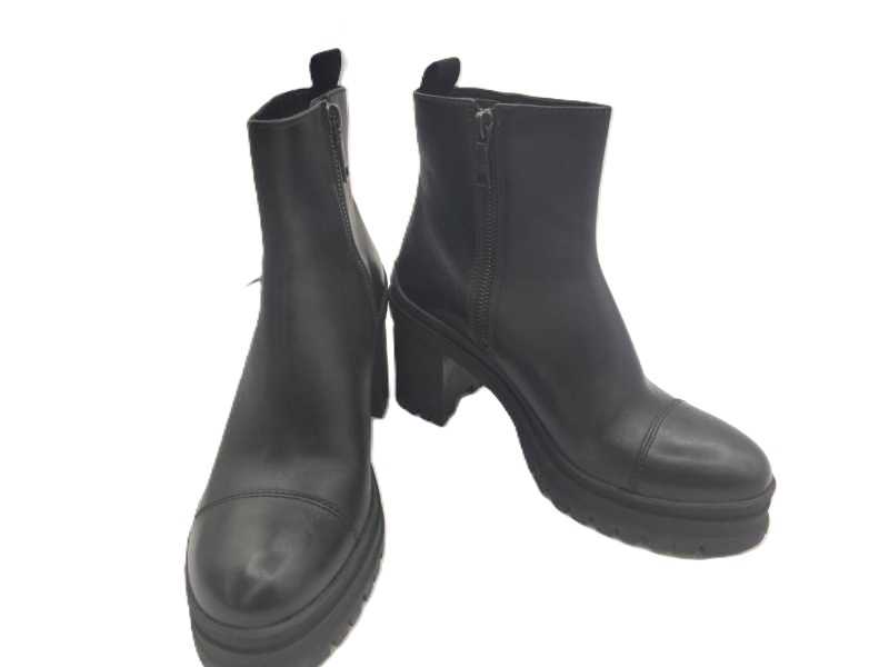 プラダ　買取　ブーツ