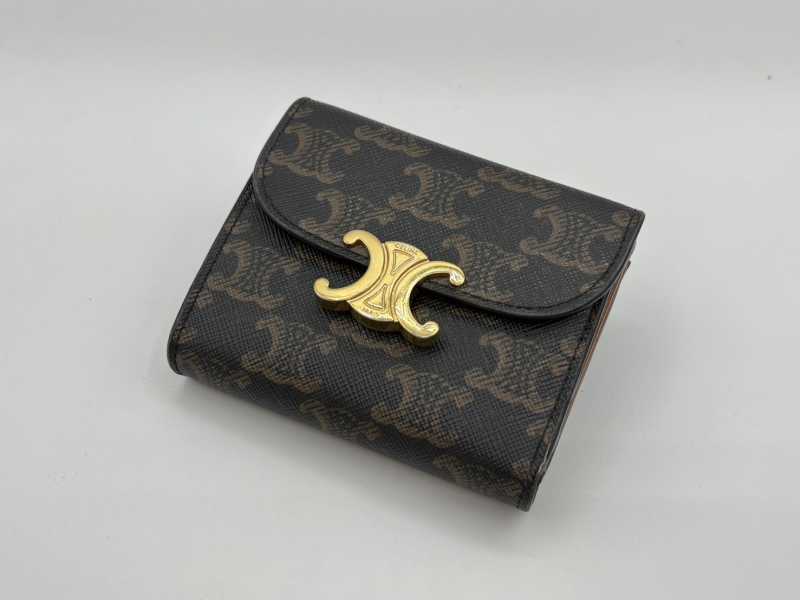 セリーヌ買取 スモールフラップウォレット