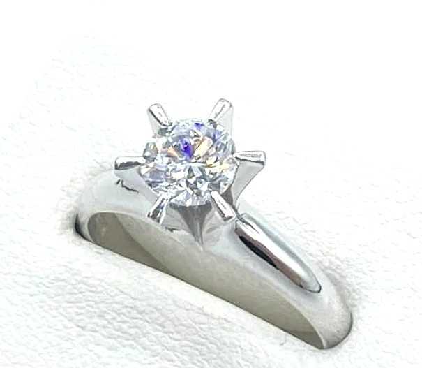 ダイヤモンド買取 プラチナ台 立て爪 ダイヤモンド 0.70ct リング