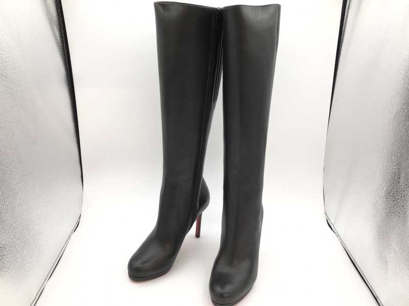 クリスチャン・ルブタン買取 ロングブーツ