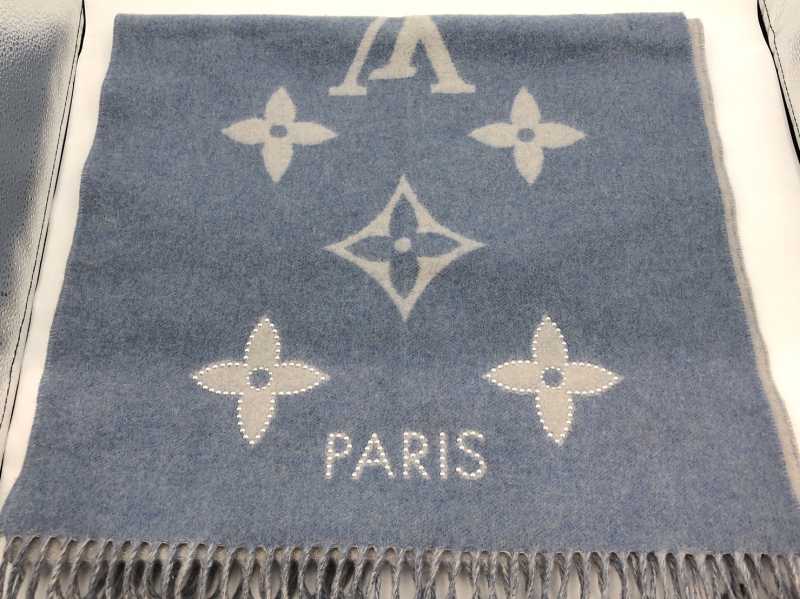 ルイヴィトン買取 エシャルプ レイキャビック M76076