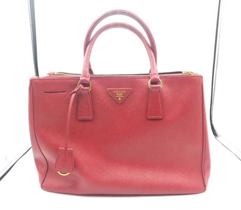 プラダ　買取　サフィアーノ ガレリア　BN2274