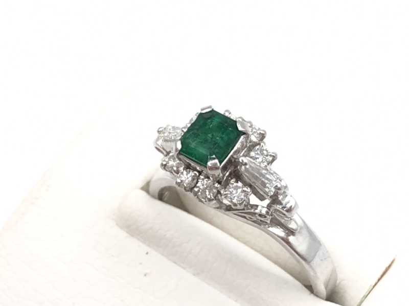 貴金属買取 エメラルド ダイヤモンドリング