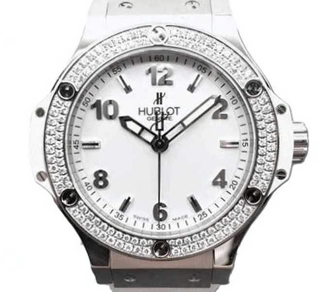 ウブロ買取　ビッグバン　361.SE.2010.RW.1104