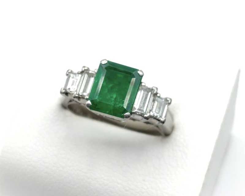 ジュエリー買取 エメラルド ダイヤモンド リング