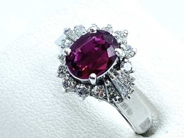 宝石買取 プラチナ台 ルビー 1.26ct ダイヤモンド 0.54ct デザイン リング