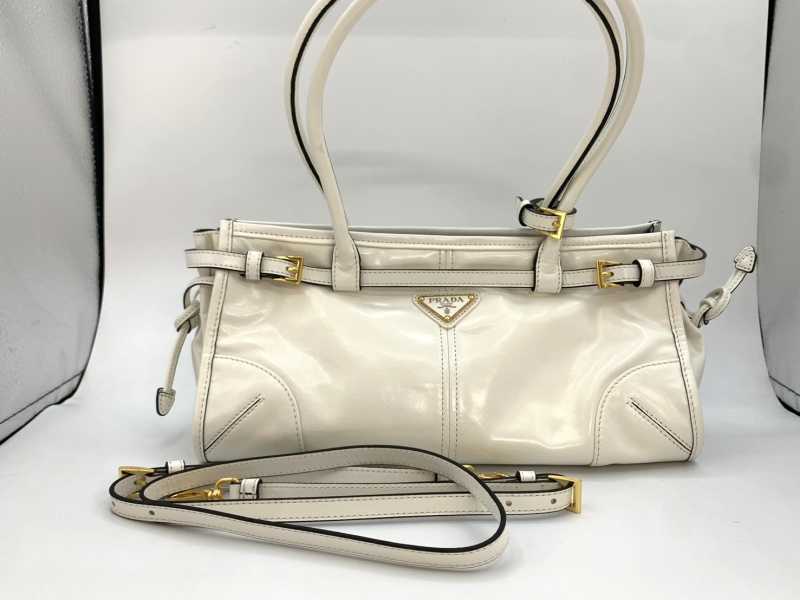 プラダ買取 ボニーミディアムハンドバッグ 1BA426