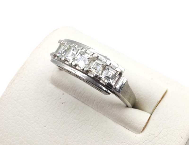 ダイヤモンド買取 Pt900 一文字 リング